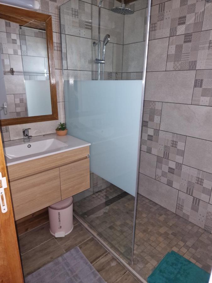Appartement Ocean Esparon Petite Île Екстериор снимка